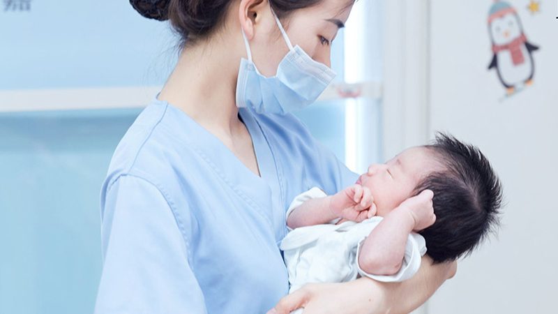 住家月嫂价格之谜：揭秘影响价格的关键因素